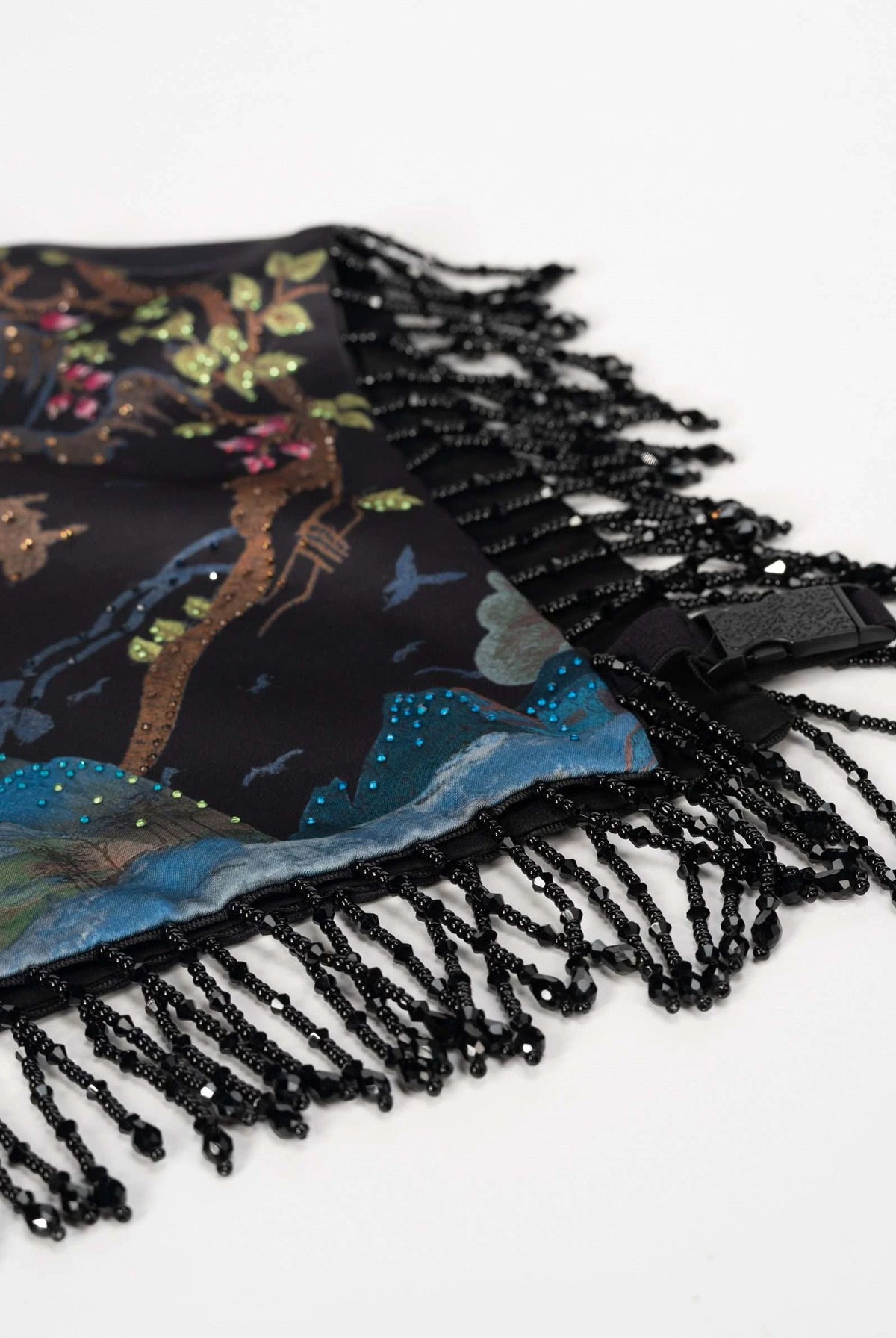 Grand-Vista Tasseled Shawl