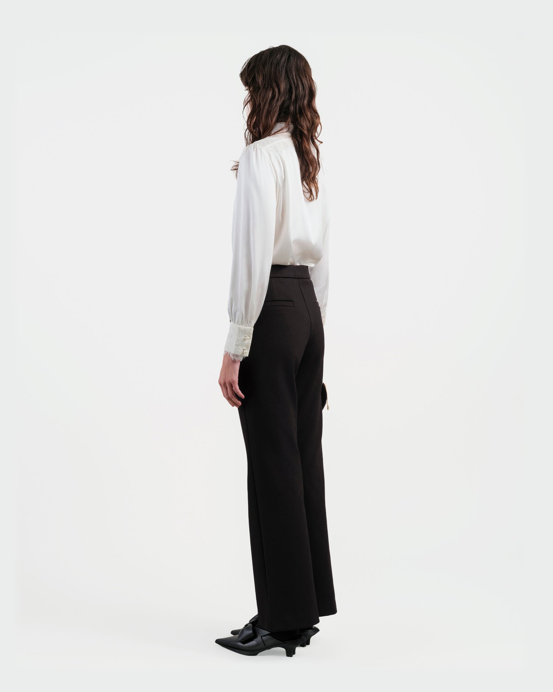 Black Wide-Leg Cropped Trousers - Sussiland