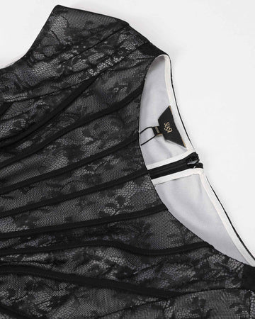 Elegant Cinched-Waist Dress